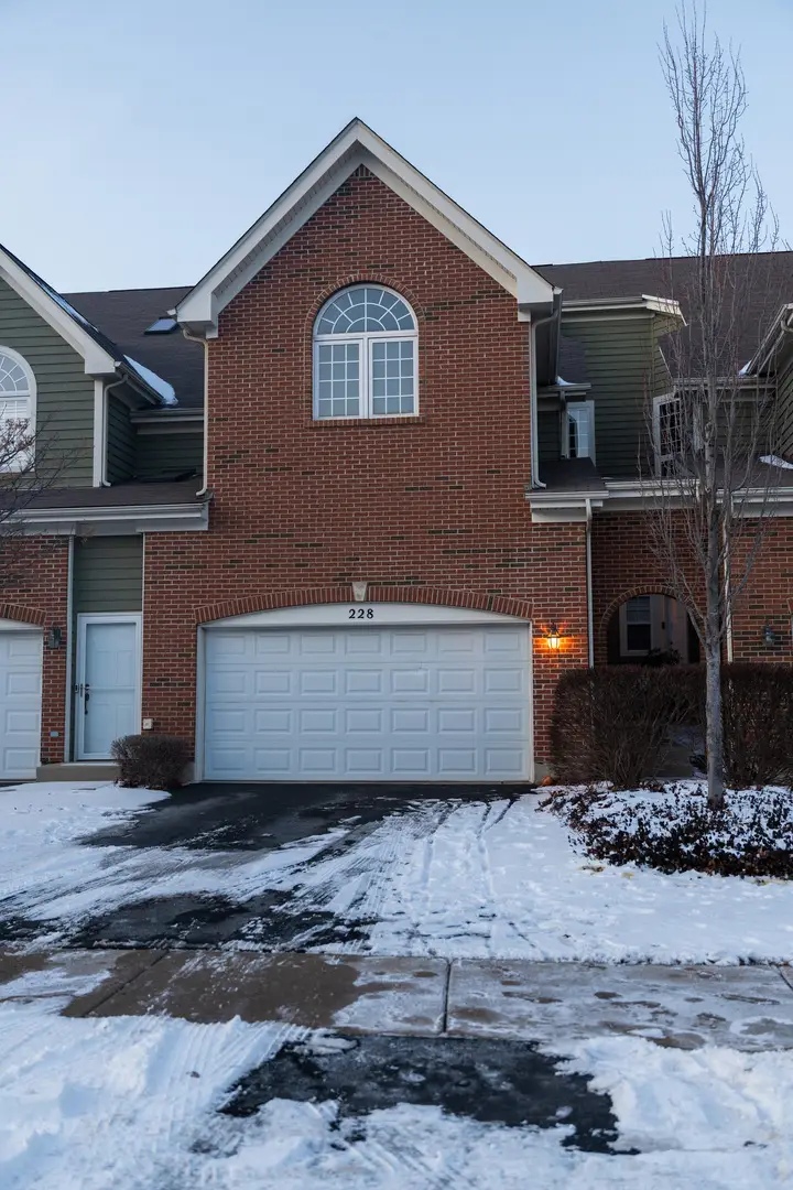 228 W Fairview Way, Palatine, IL 60067 - Image #2
