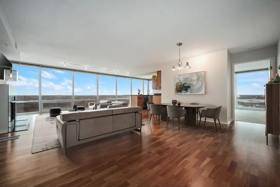 9725 Woods Drive #1502, Skokie, IL 60077 - Image #3