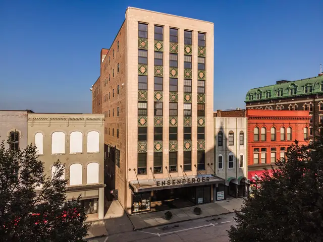 212 N Center Street #302, Bloomington, IL 61701 - Image #1