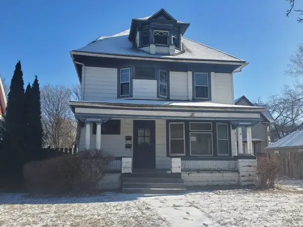 935 19th Street, Rock Island, IL 61201