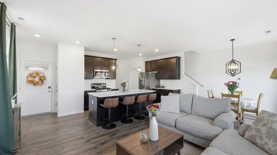 120 Kingsport Drive, South Elgin, IL 60177 - #2