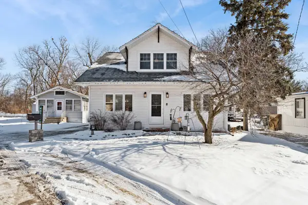 43225 N Lakeside Drive, Antioch, IL 60002