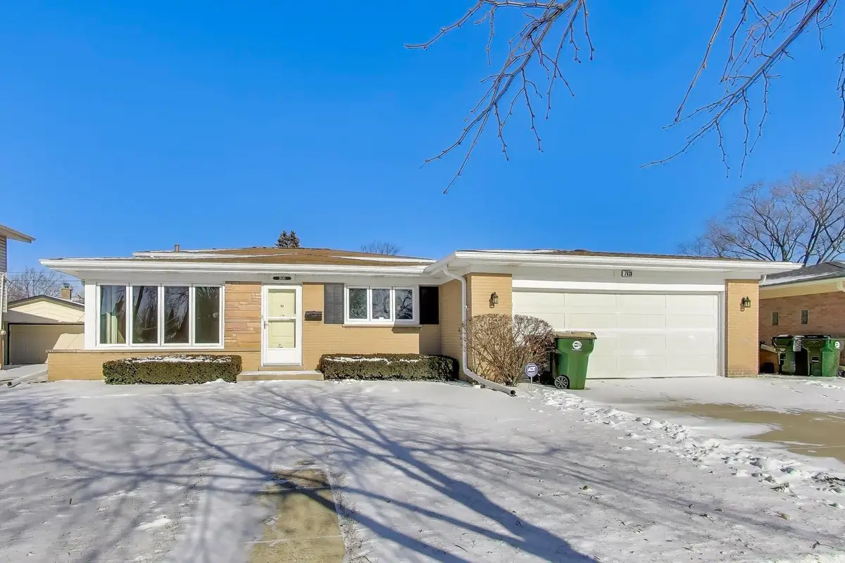 7630 Beckwith Road W, Morton Grove, IL 60053 - #1