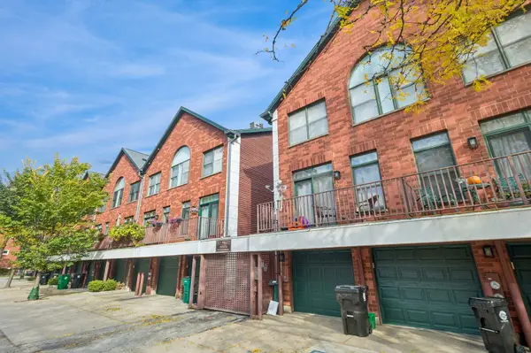 2743 N Wolcott Avenue #37, Chicago, IL 60614