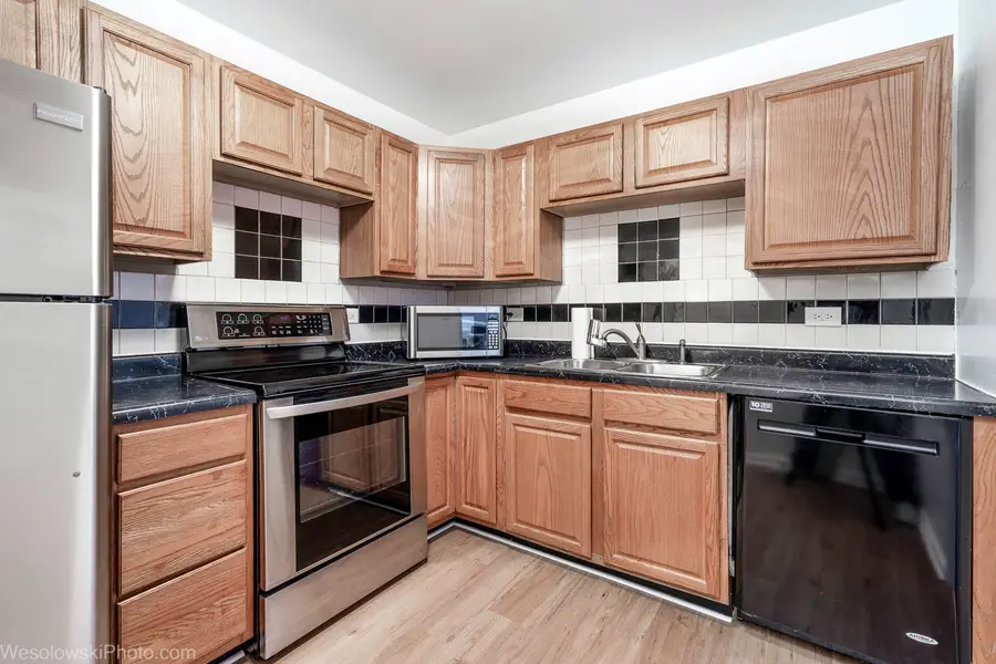 6301 N Sheridan Road #6C, Chicago, IL 60660 - #2