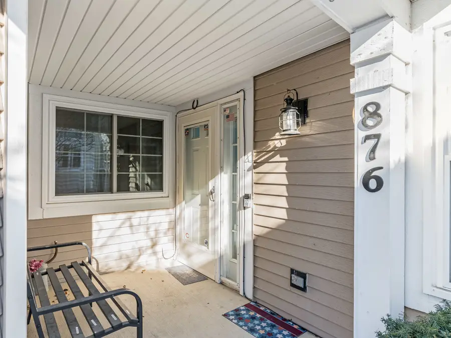 876 Brompton Court #876, Carol Stream, IL 60188 - #3