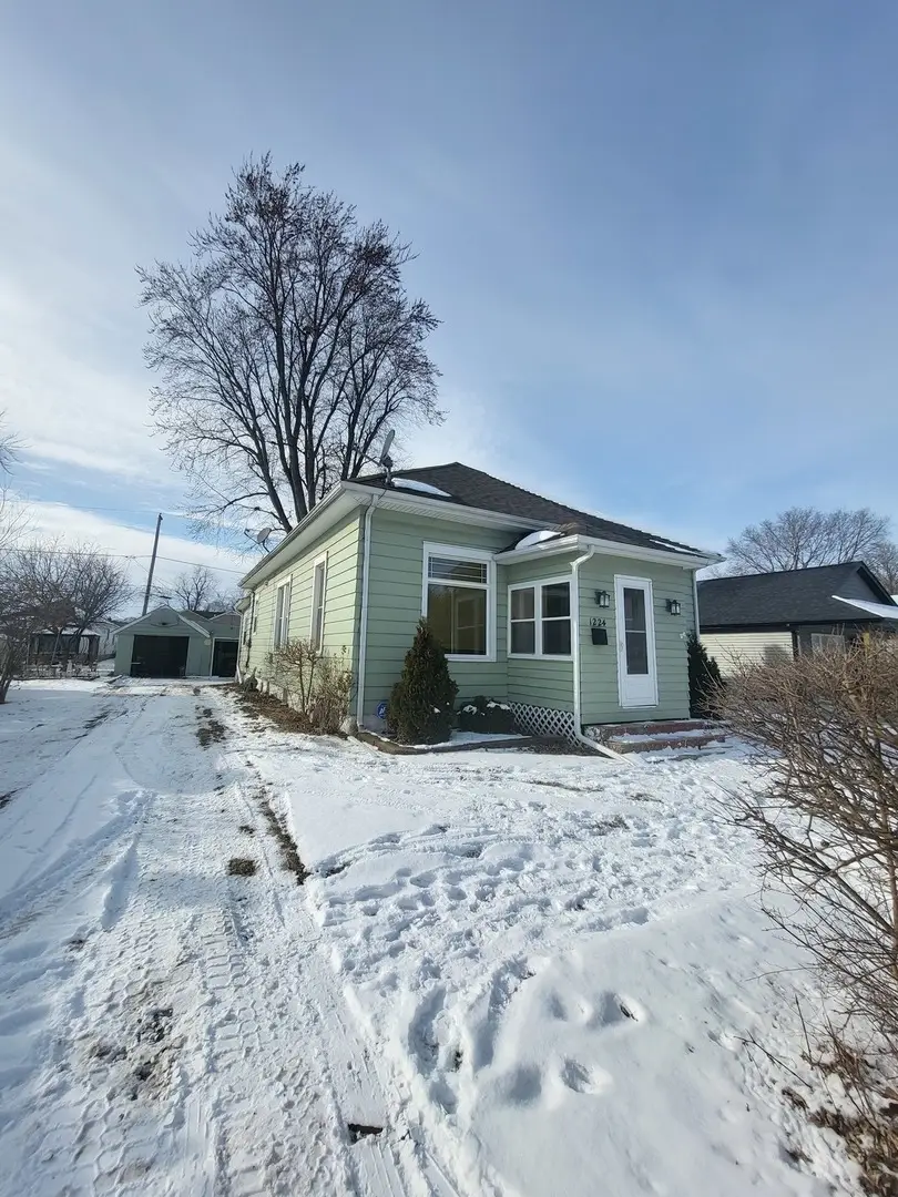 1224 Grant Street, Morris, IL 60450 - #2