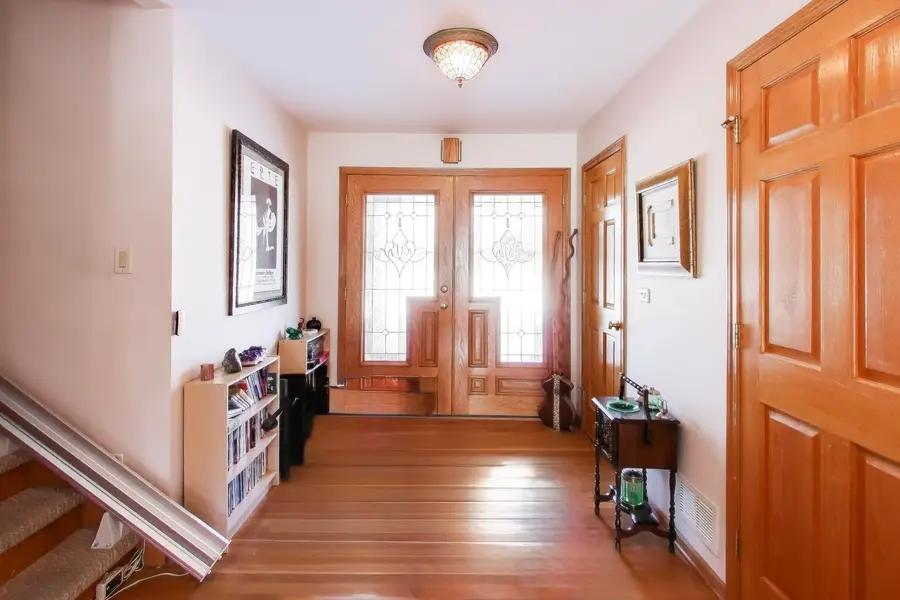 926 Braeburn Road, Inverness, IL 60067 - #3