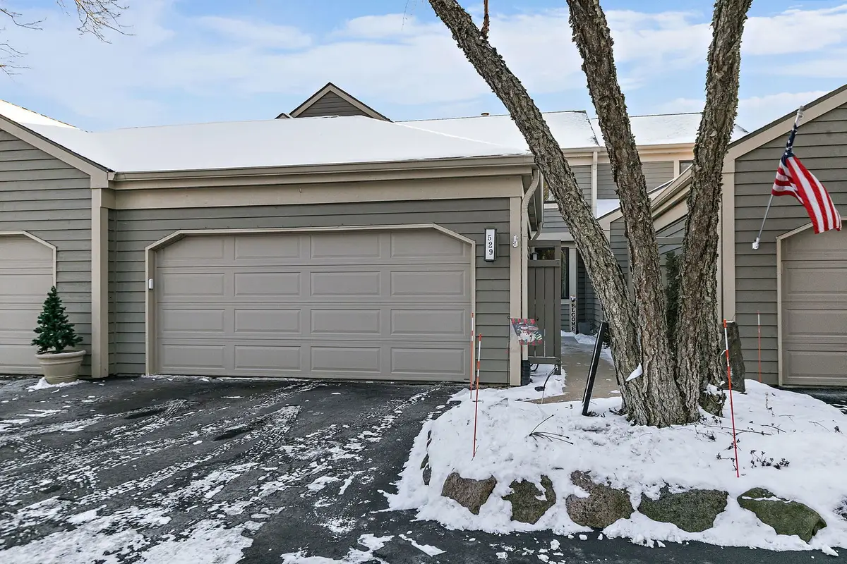 529 White Oak Lane, Lake Barrington, IL 60010 - Image #1