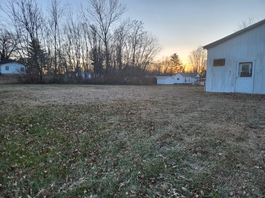 319 S 1st Street, Mount Vernon, IL 62864 - #2