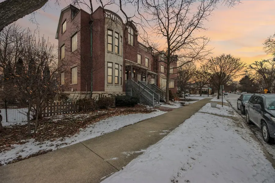 532 Wesley Avenue #WEST, Evanston, IL 60202 - Image #2