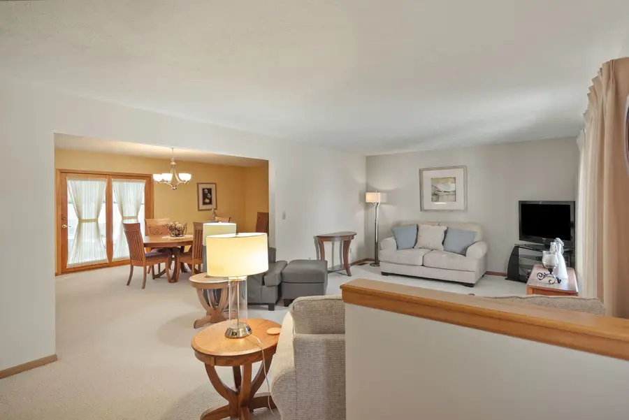 2731 N 11th Street, Clinton, IA 52732 - Image #3