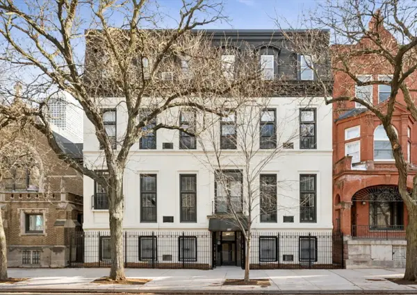 921 N La Salle Drive #18, Chicago, IL 60610