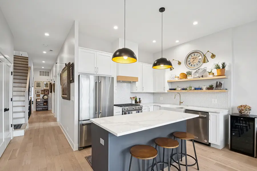 3139 N Central Park Avenue #3, Chicago, IL 60618 - Image #3