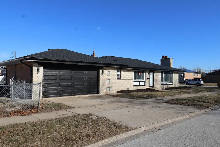 620 Yates Avenue, Calumet City, IL 60409 - #2