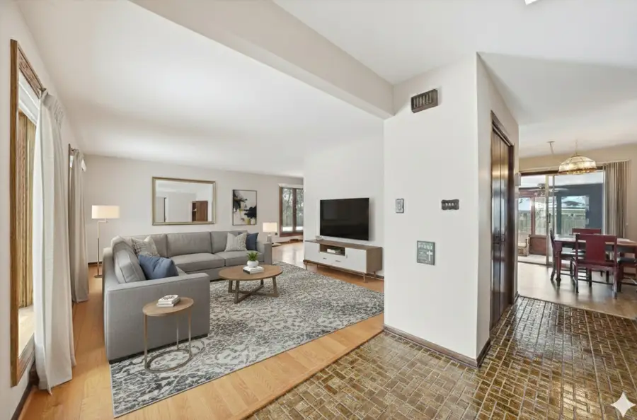 883 Honey Lane, Crete, IL 60417 - Image #3