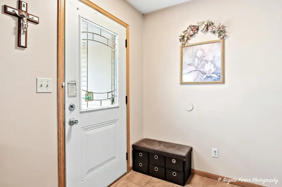 130 Sundance Trail, Capron, IL 61012 - #3