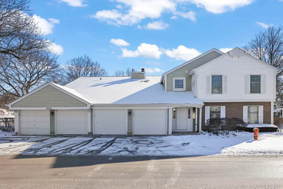2050 Lancaster Circle #201D, Naperville, IL 60565 - Image #1