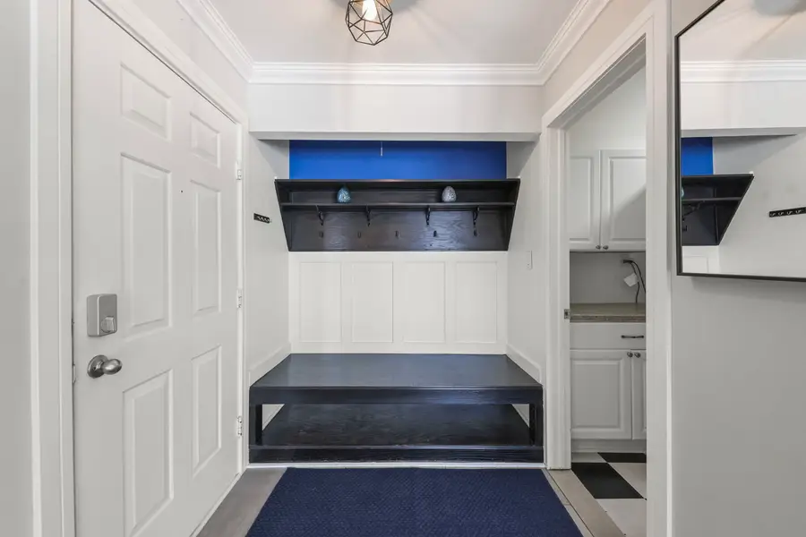 2050 Lancaster Circle #201D, Naperville, IL 60565 - Image #3