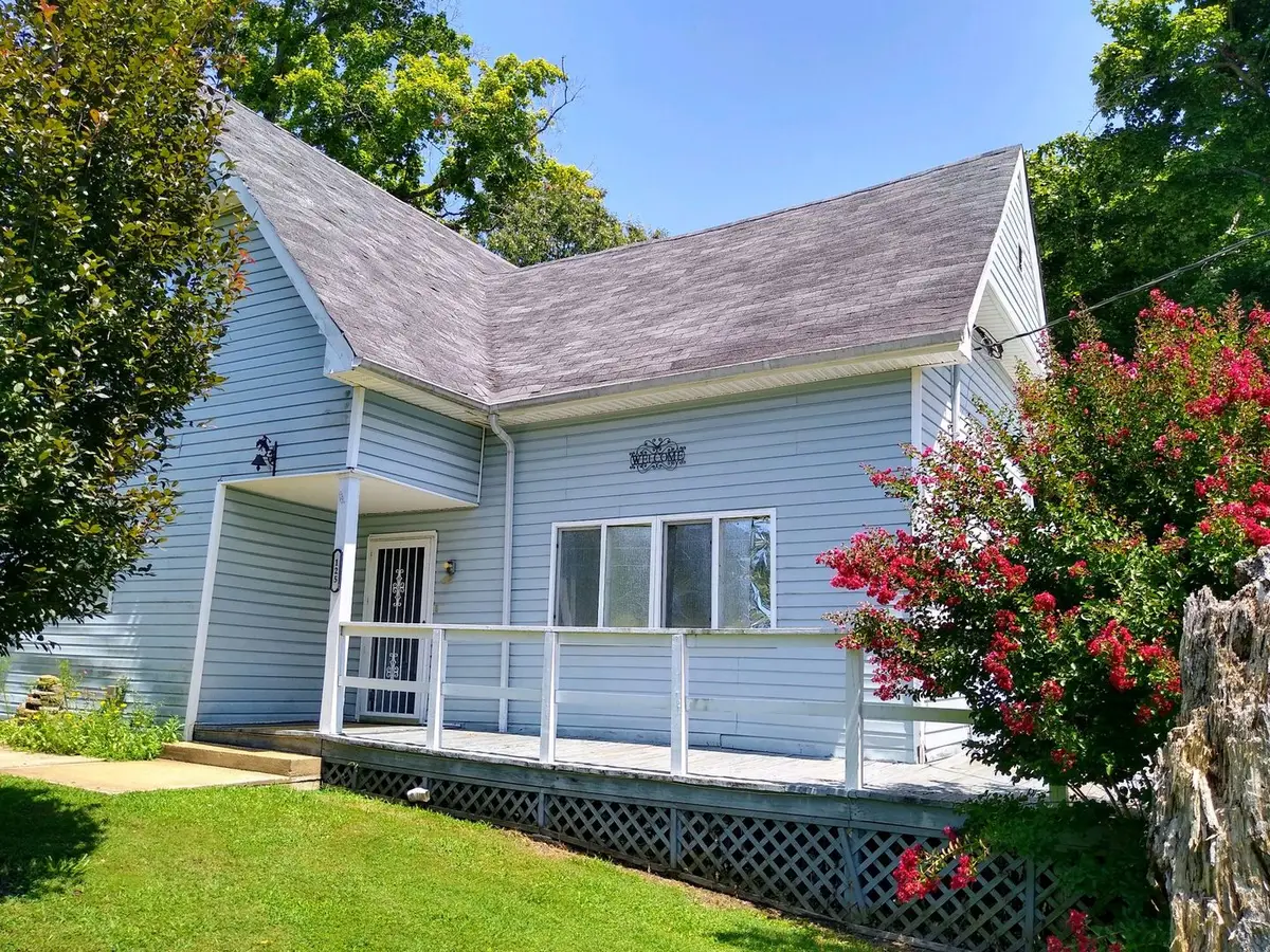 125 Central Hill Road, Grantsburg, IL 62943 - #1