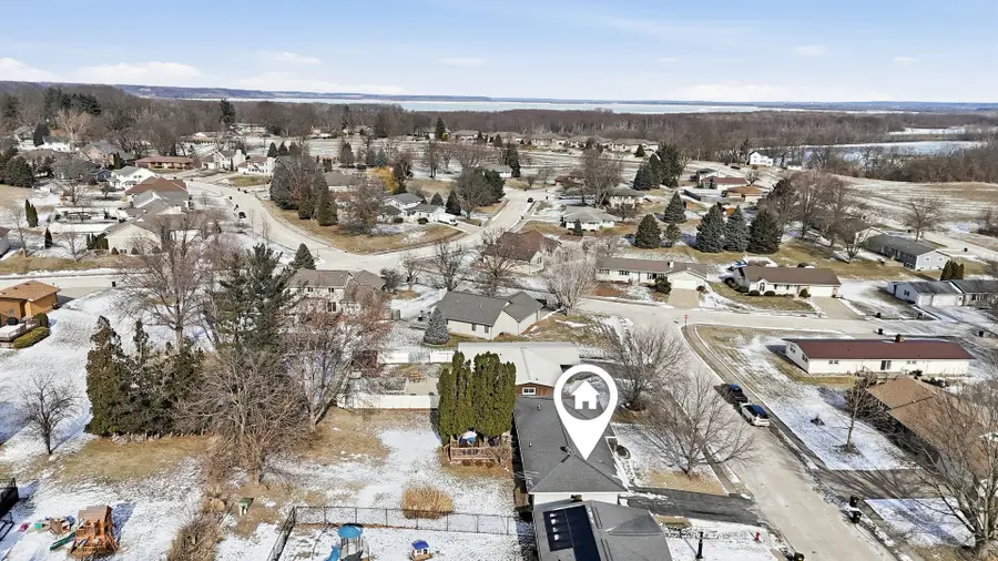 302 Baker Street, Fulton, IL 61252 - #2