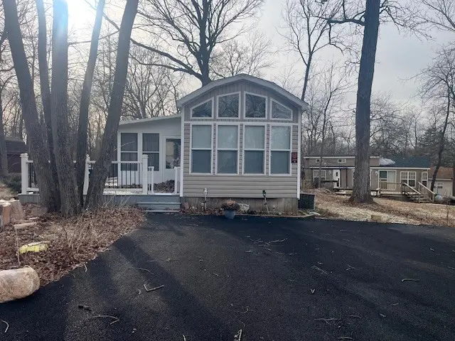 2795 28th Lot 1401 Road, Seneca, IL 61360 - #3