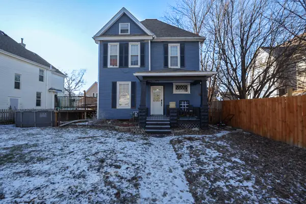 2214 Grand Avenue, Davenport, IA 52803