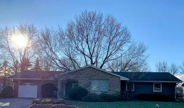 712 Kelley Drive, Rochelle, IL 61068