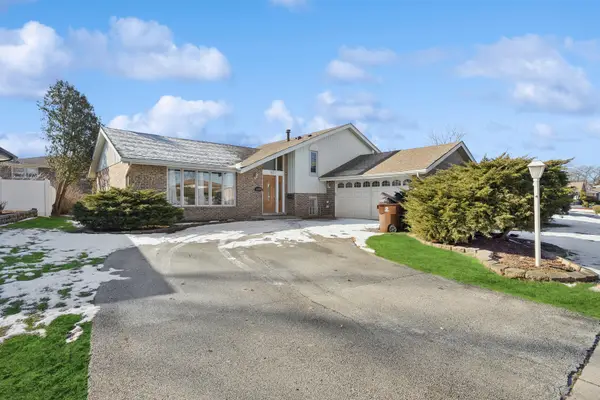 803 E 193rd Street, Glenwood, IL 60425