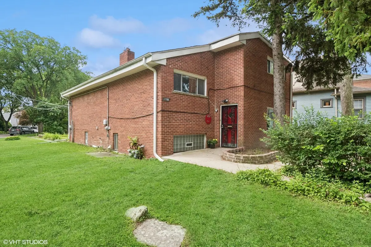 2208 Foster Street, Evanston, IL 60201 - Image #1