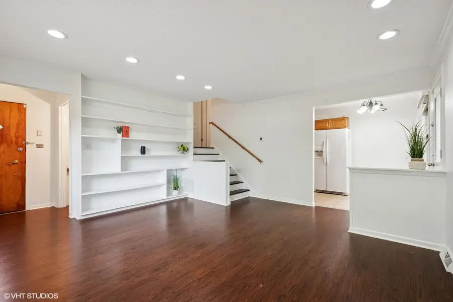 2208 Foster Street, Evanston, IL 60201 - Image #2