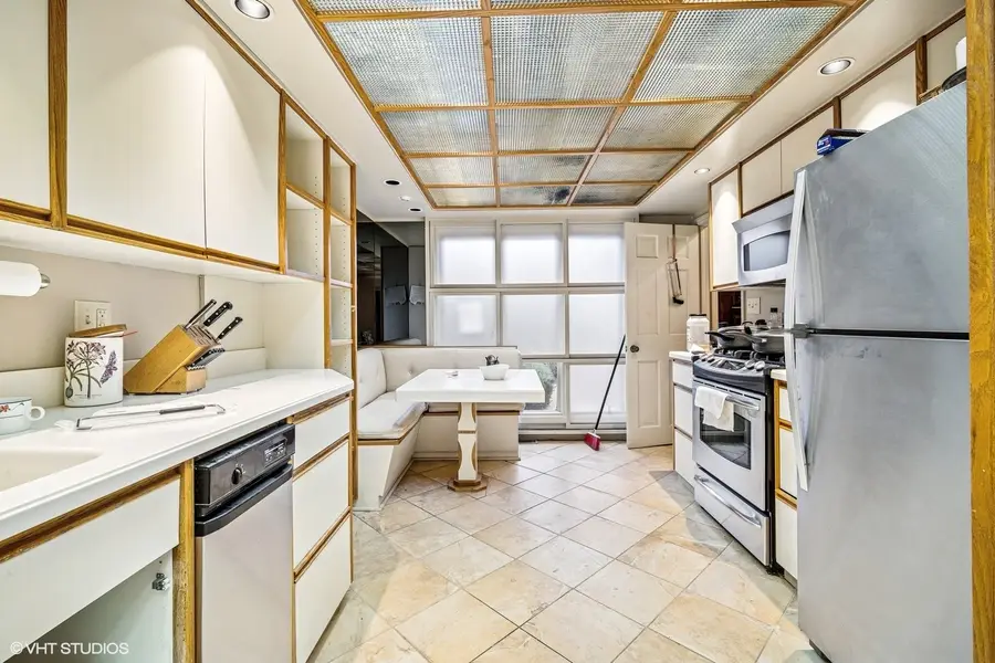 1864 Mission Hills Lane, Northbrook, IL 60062 - #3