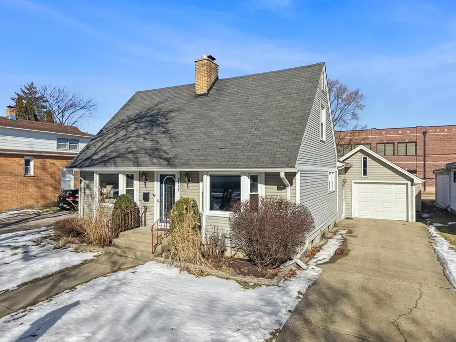 5910 Carol Avenue, Morton Grove, IL 60053 - #2