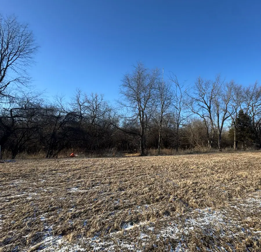 386 Mason Drive, Riverdale, IA 52722 - Image #2