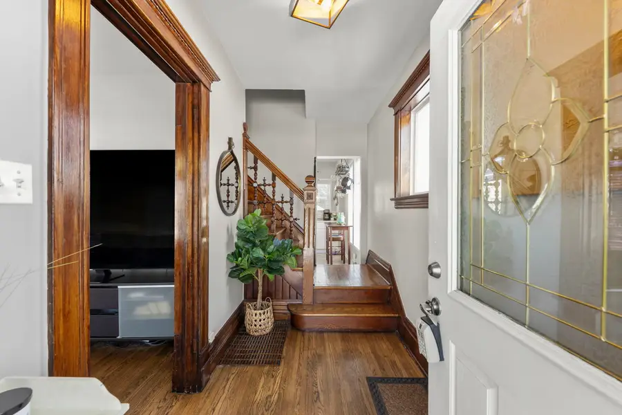 130 N Ellis Avenue, Wheaton, IL 60187 - Image #2