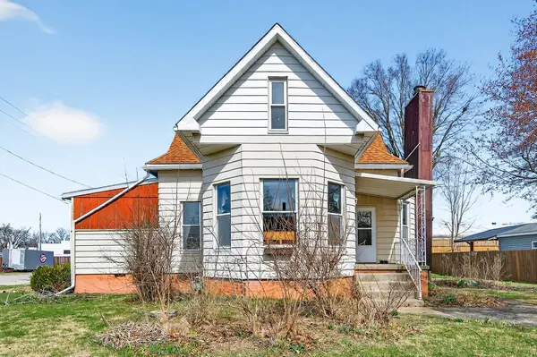 906 Peoria Street, Lincoln, IL 62656