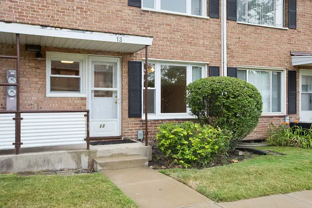 13 Indianwood Boulevard #13, Park Forest, IL 60466 - Image #2