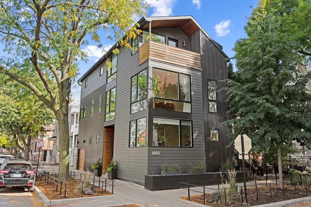 2659 N Magnolia Avenue, Chicago, IL 60614 - Image #1