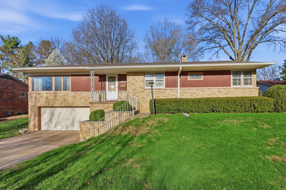 3537 49th Street, Moline, IL 61265 - #1