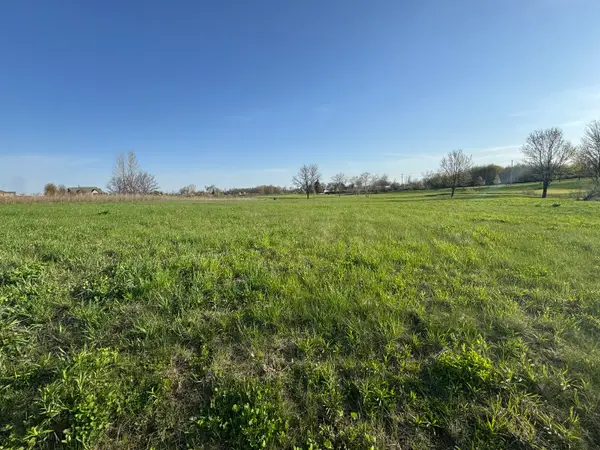 10006 Saint Andrews Drive, Marengo, IL 60152