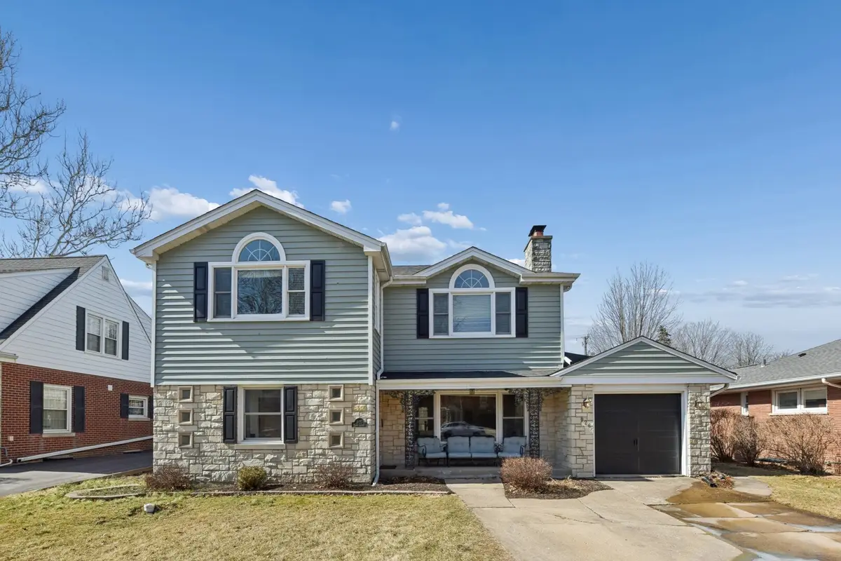 926 S Spring Avenue, La Grange, IL 60525 - #1