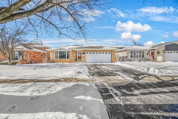 17374 Overhill Avenue, Tinley Park, IL 60477