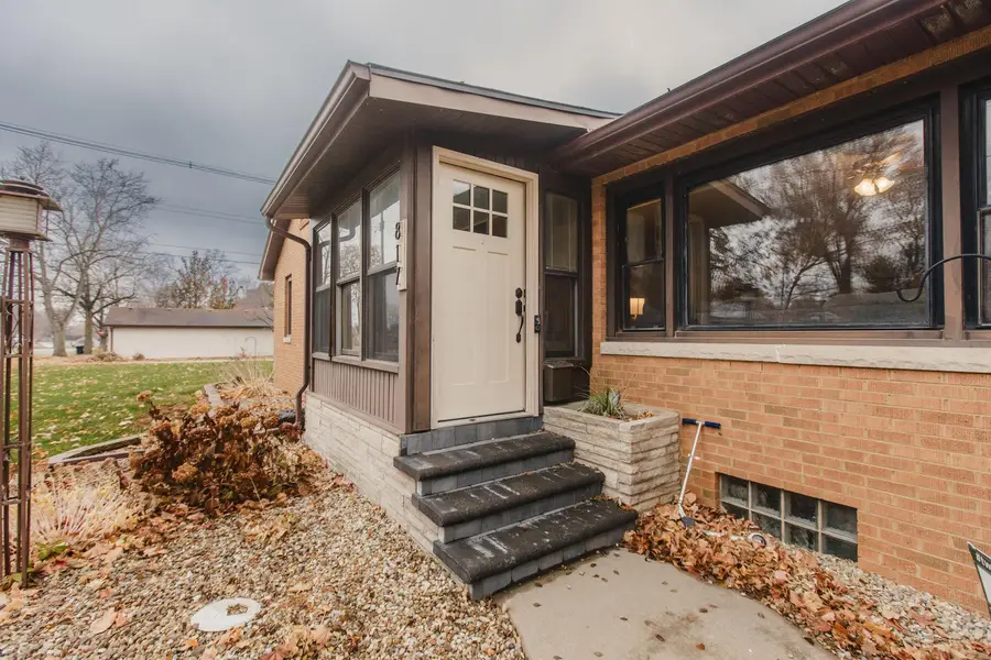 817 8th Street, Lacon, IL 61540 - #2