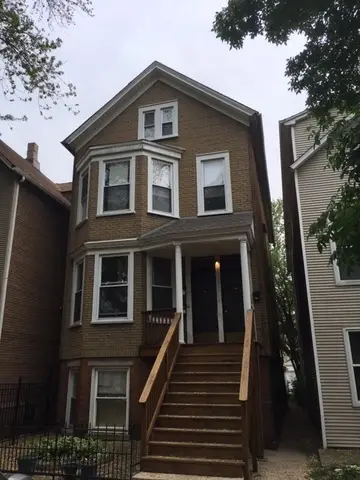 2117 W Melrose Street, Chicago, IL 60618