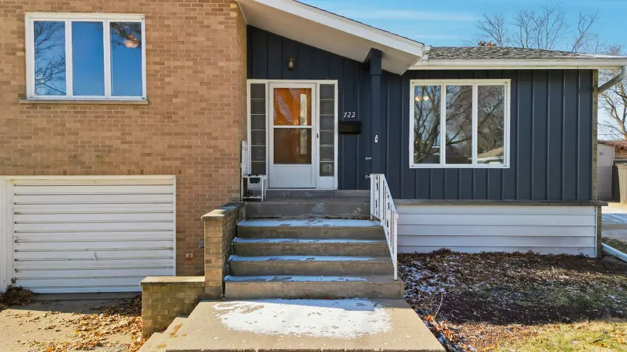 722 9th Avenue, Rock Falls, IL 61071 - #2