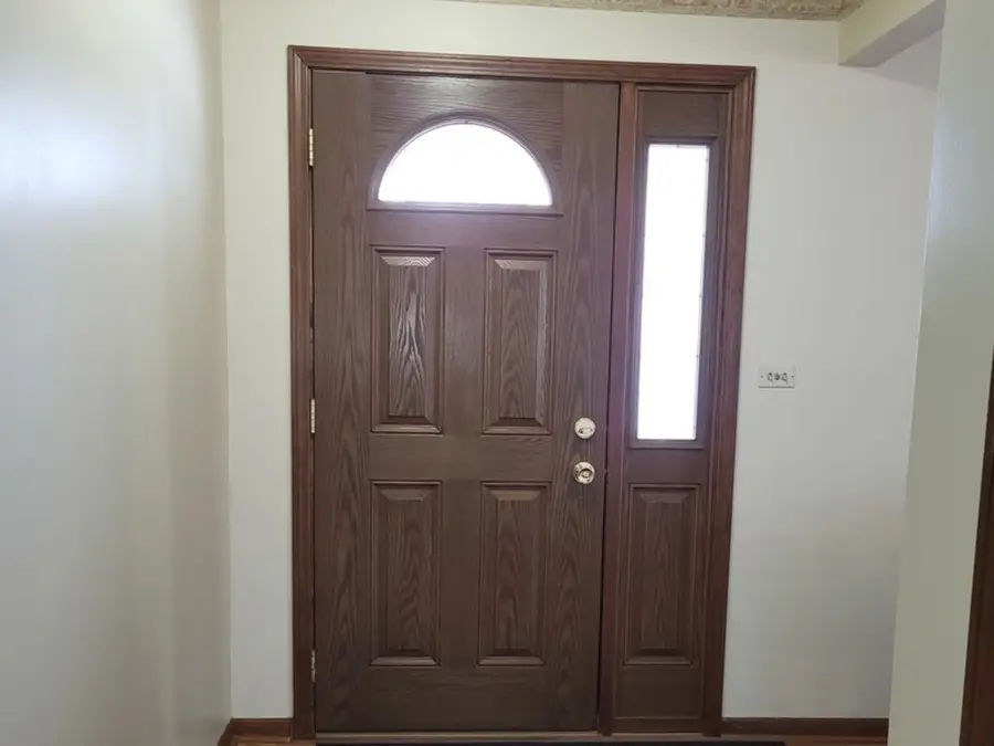 1421 Spruce Lane, Westmont, IL 60559 - Image #2