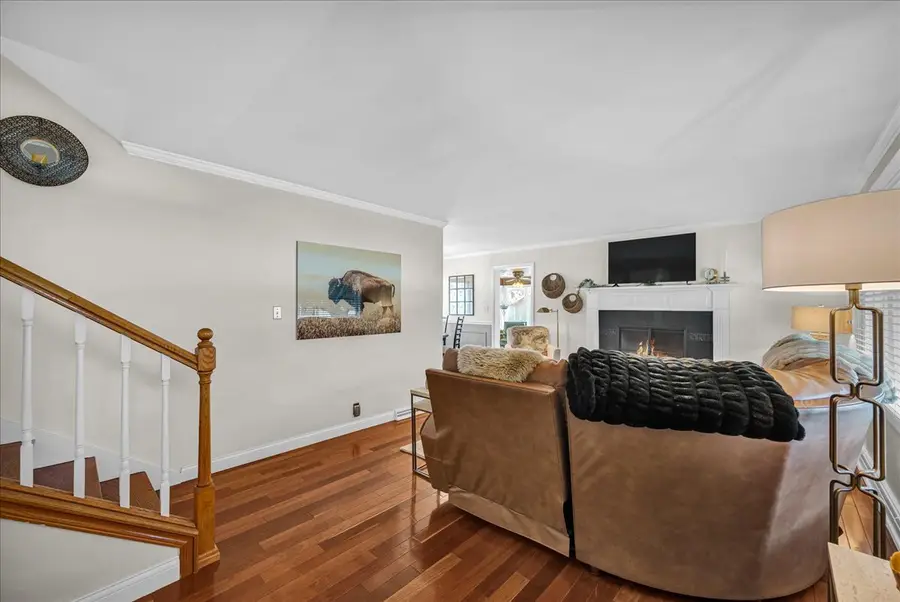 9 Ethell Parkway, Bloomington, IL 61701 - Image #3