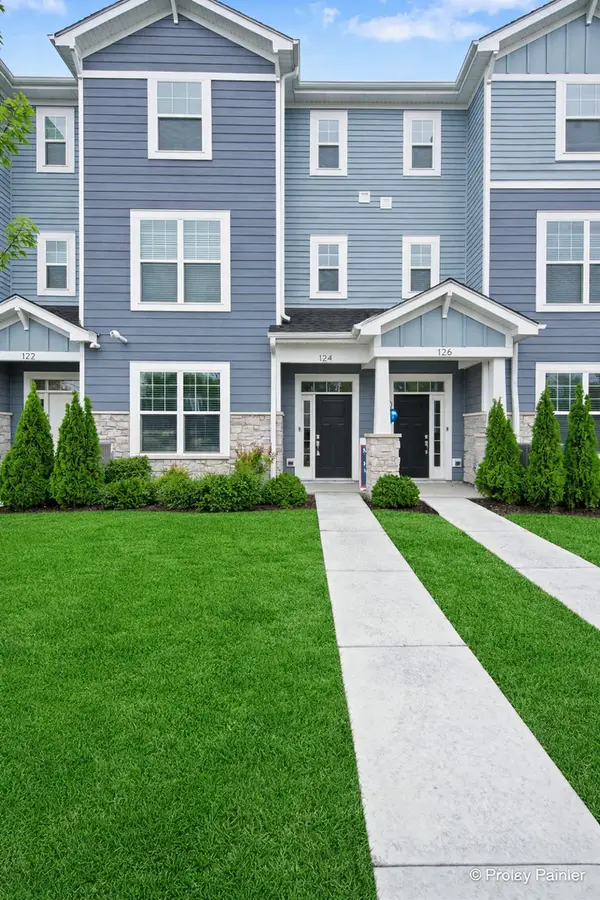 124 E Main Street, Cary, IL 60013