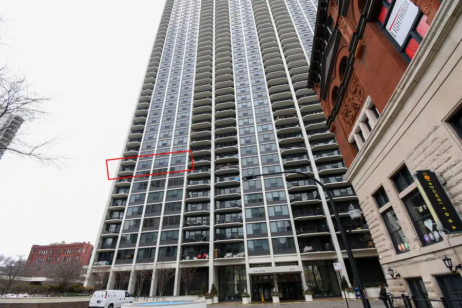 1560 N Sandburg Terrace #802J, Chicago, IL 60610 - Image #2