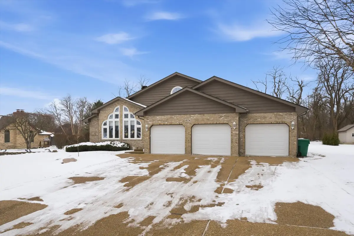 16754 Pineview Drive, Homer Glen, IL 60491 - #1